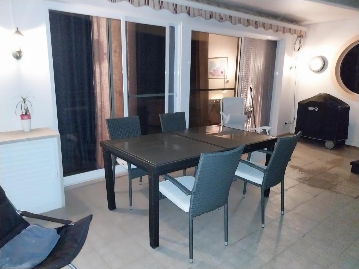 Yvonne's Bela Vista Apartment